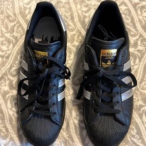 NWOT- Black and silver size 10 Adidas Superstar ADV X Soto